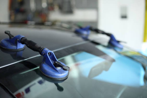 Why Windshield Repair Should Be on Your Car Maintenance Checklist